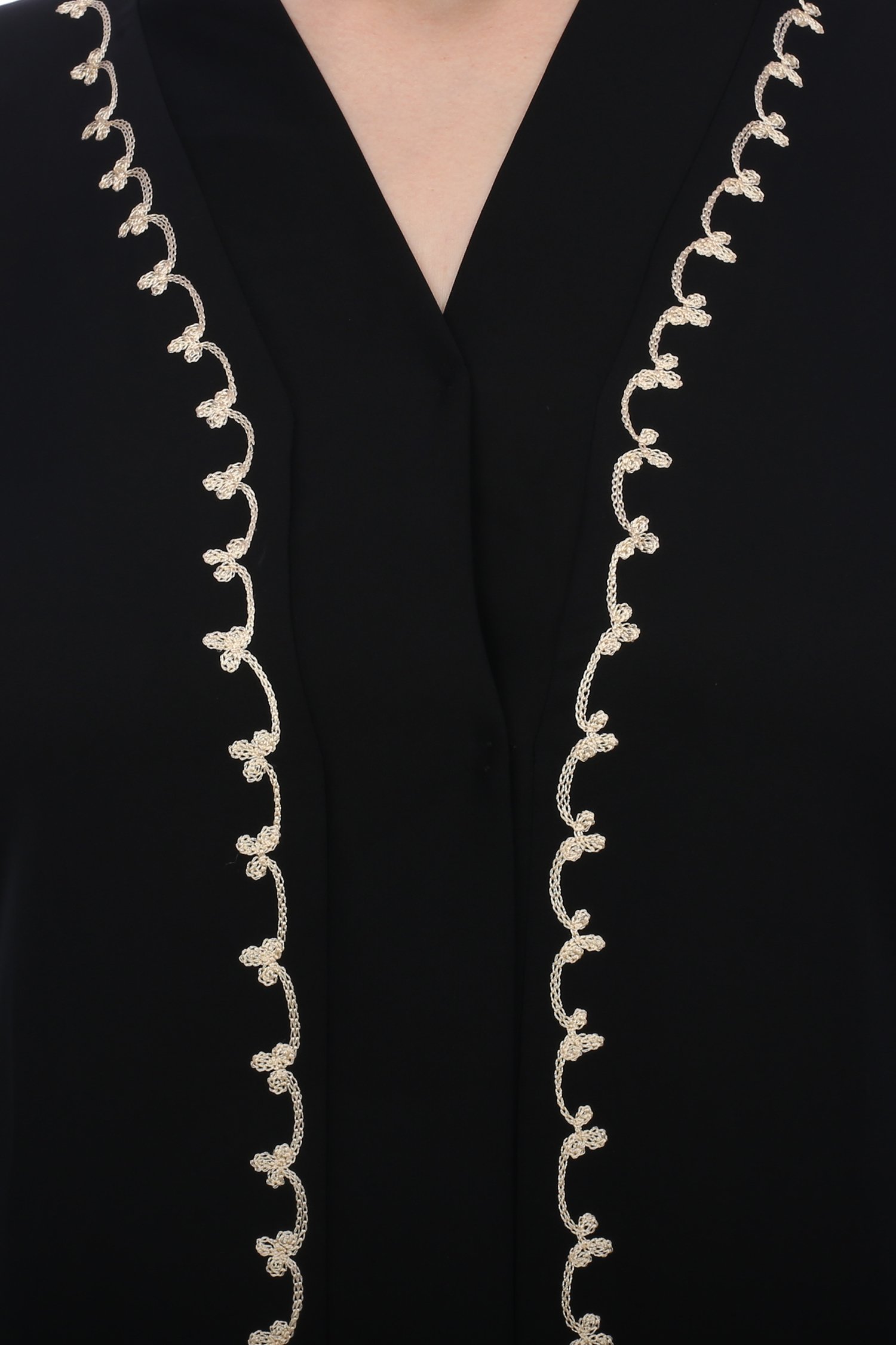 Ayesha Creations Dubai Abayas for Women (Thread Work)