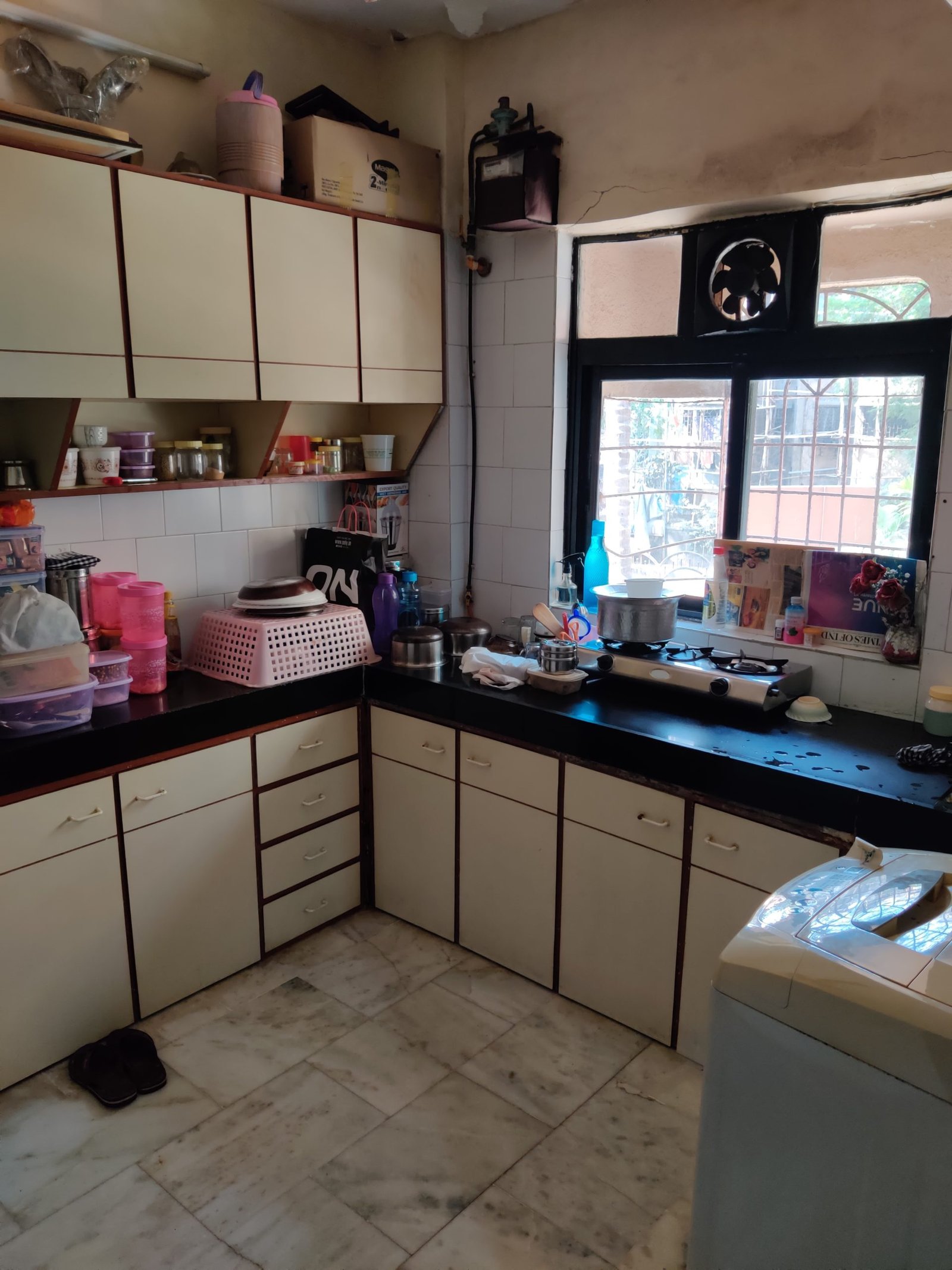 1BHK Flats Available in Kalyan Complex